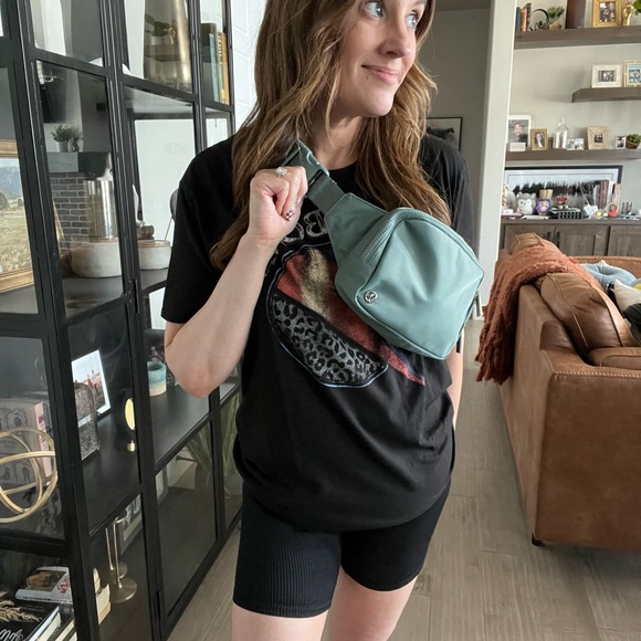 Meet your Posher, Randi - Picture 9 of 14